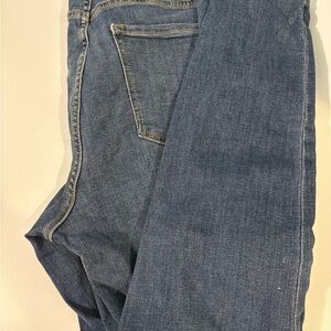 Old Navy distressed knee Women's Hi-Rise Rockstar Super Skinny 14 EUC